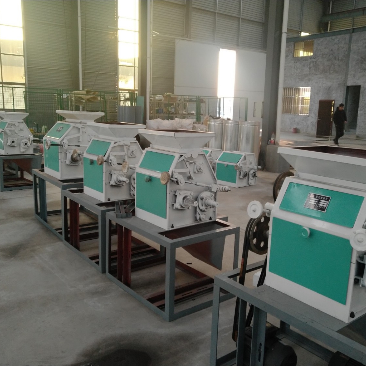 对辊破碎机(面粉机磨头)